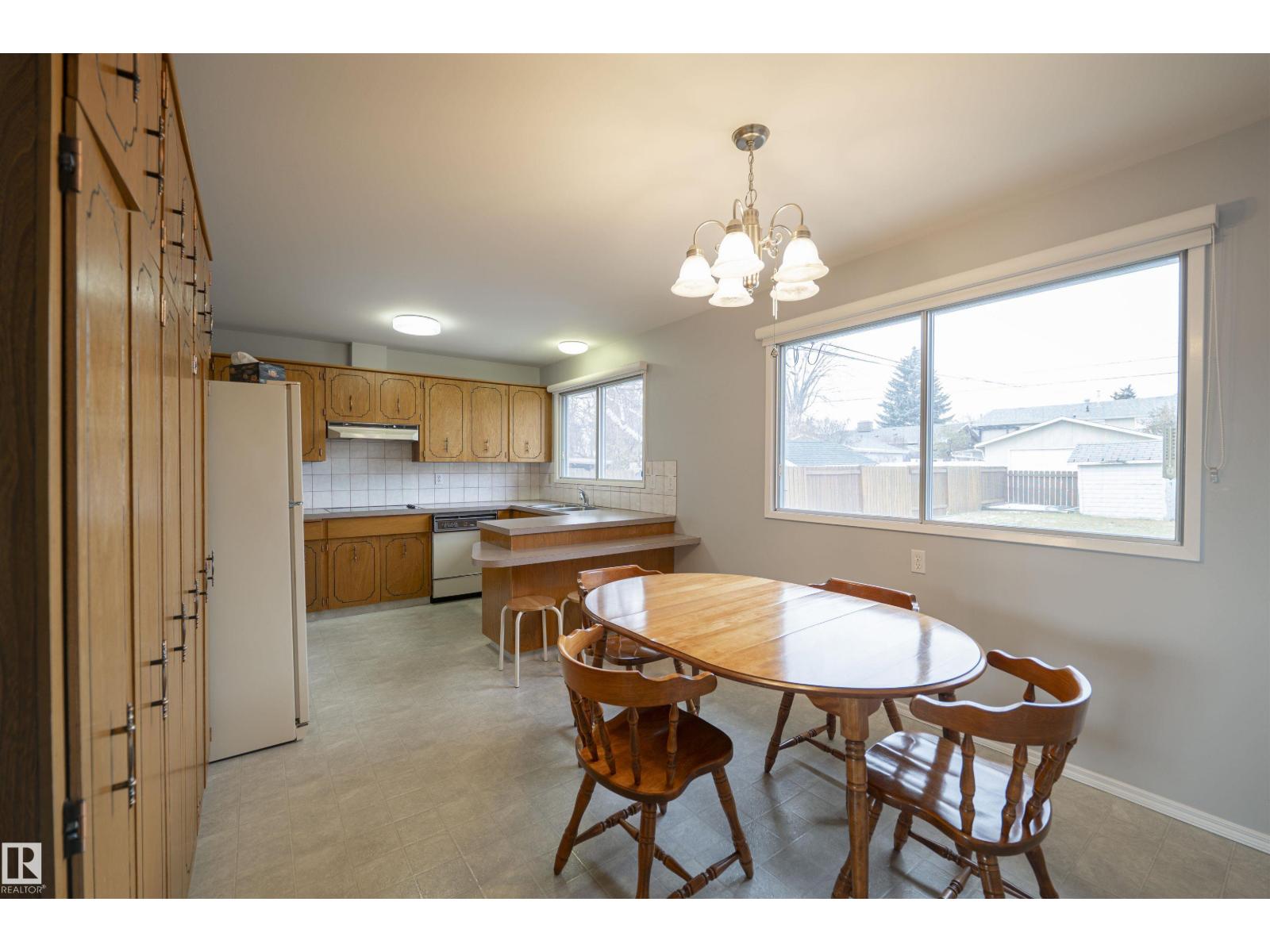 16 Steele Cr Nw, Edmonton, Alberta  T5A 1G3 - Photo 14 - E4465316