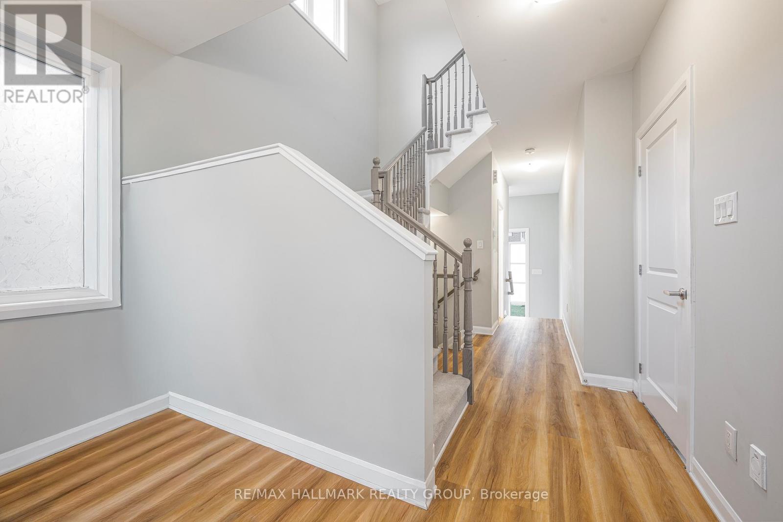 646 Hamsa Street, Ottawa, Ontario  K2J 6Z7 - Photo 11 - X12530160