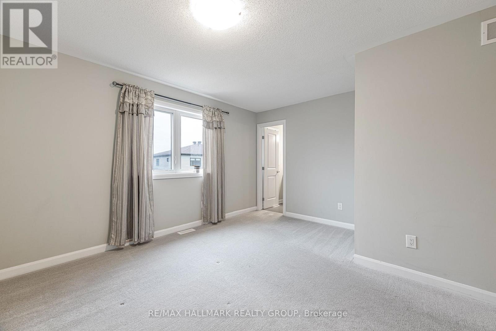 646 Hamsa Street, Ottawa, Ontario  K2J 6Z7 - Photo 27 - X12530160