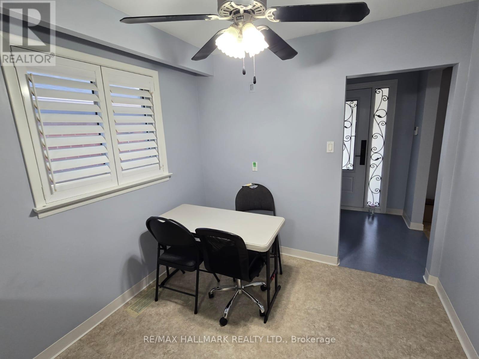 #main - 148 Derrydown Road S, Toronto, Ontario  M3J 1R8 - Photo 10 - W12529826