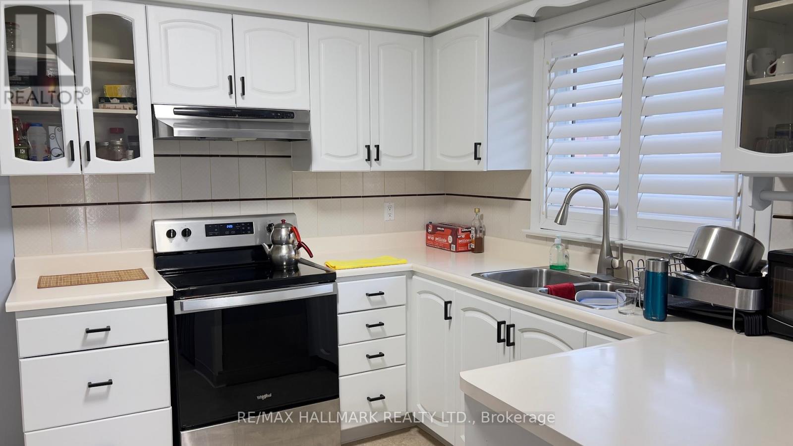 #main - 148 Derrydown Road S, Toronto, Ontario  M3J 1R8 - Photo 8 - W12529826