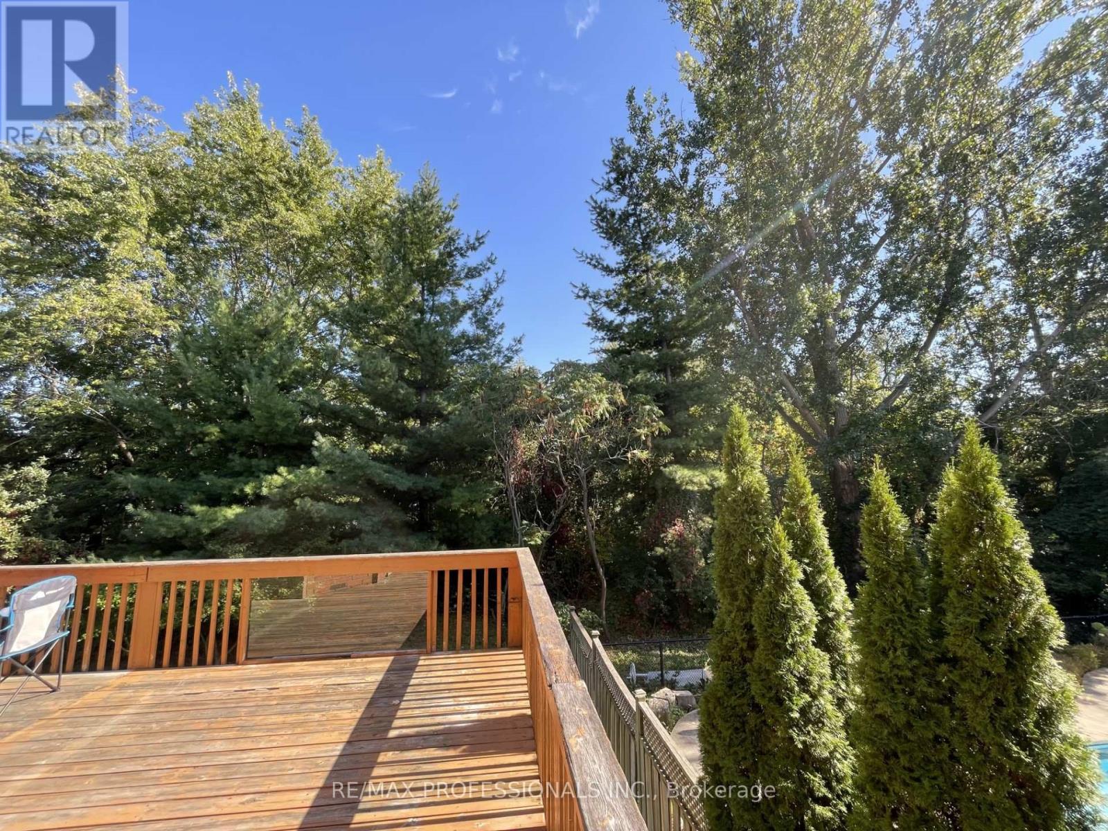 7153 Waldorf Way, Mississauga, Ontario  L5N 7R3 - Photo 27 - W12529864