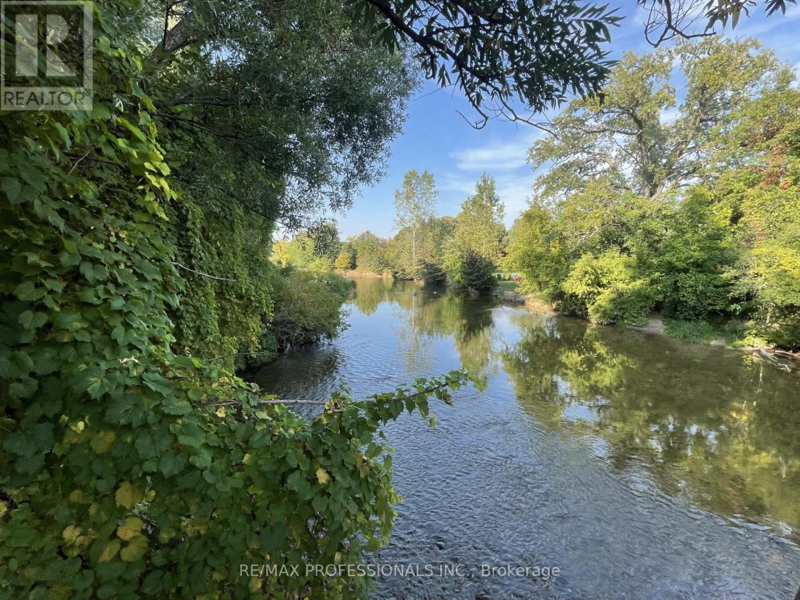 7153 Waldorf Way, Mississauga, Ontario  L5N 7R3 - Photo 31 - W12529864