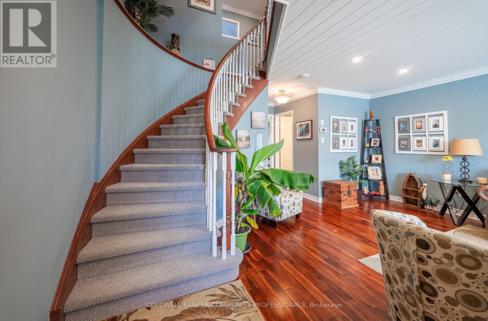 2130 Forest Gate Parkway, Oakville, Ontario  L6M 4B4 - Photo 3 - W12529896