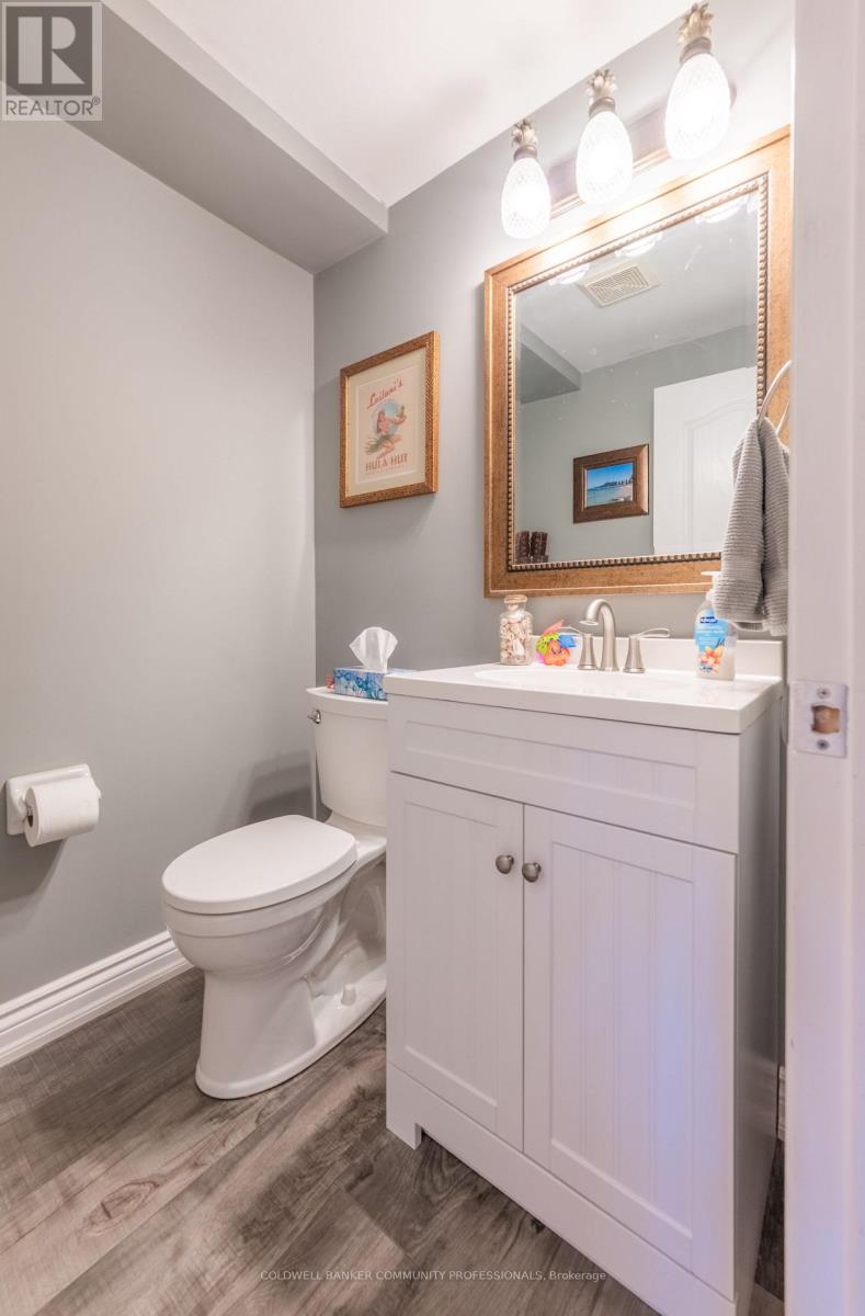 2130 Forest Gate Parkway, Oakville, Ontario  L6M 4B4 - Photo 9 - W12529896