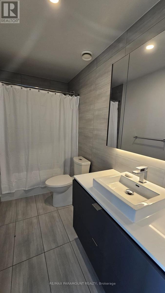 415 - 7 Smith Crescent, Toronto, Ontario  M8Z 0G3 - Photo 11 - W12529922