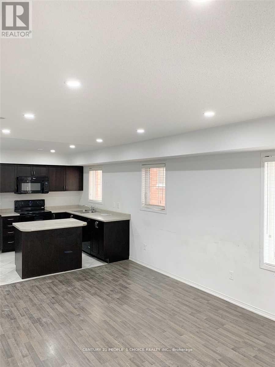 5 - 31 Hays Boulevard, Oakville, Ontario  L6H 0J1 - Photo 4 - W12529966