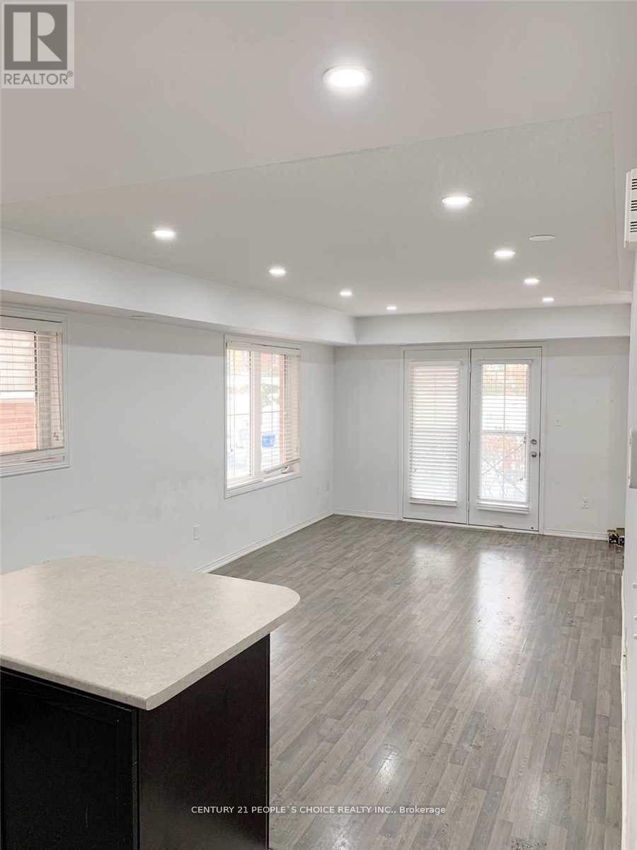 5 - 31 Hays Boulevard, Oakville, Ontario  L6H 0J1 - Photo 6 - W12529966