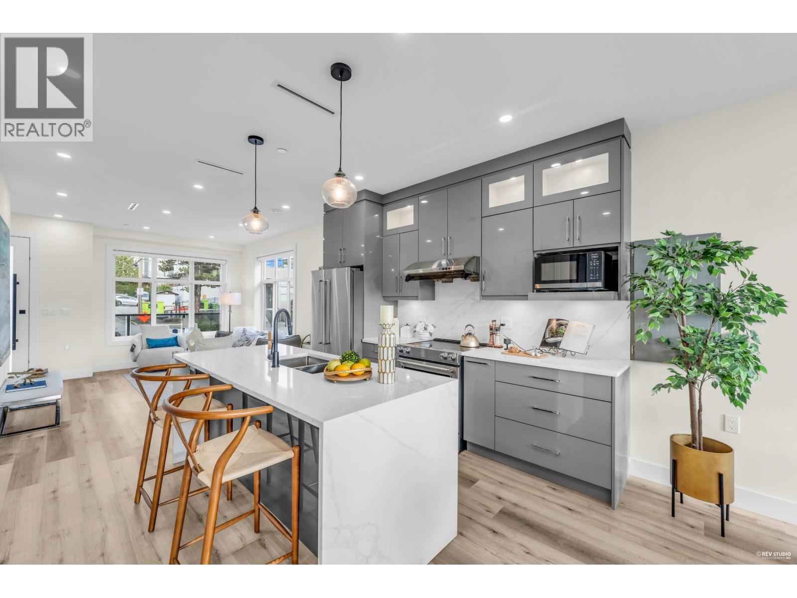 514 W 60th Avenue, Vancouver, British Columbia  V6P 1Z7 - Photo 9 - R3066176