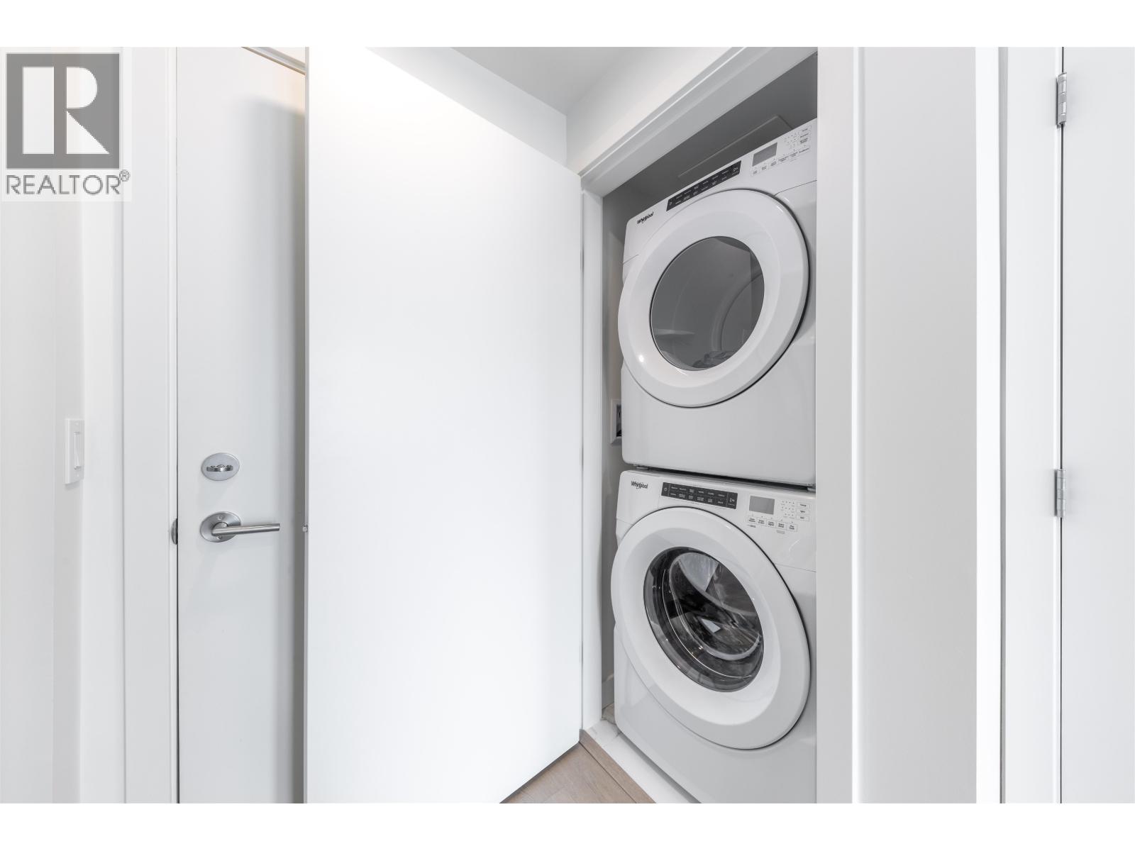 306 7693 Park Crescent, Burnaby, British Columbia  V3N 0J4 - Photo 10 - R3066186