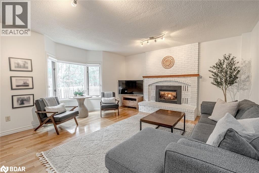 24 Willow Bay Drive, Midhurst, Ontario L9X 0R2 - Photo 5 - 40780911