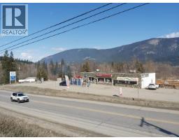 5177 Trans Canada Highway Tappen / Sunnybrae, Tappen, Ca