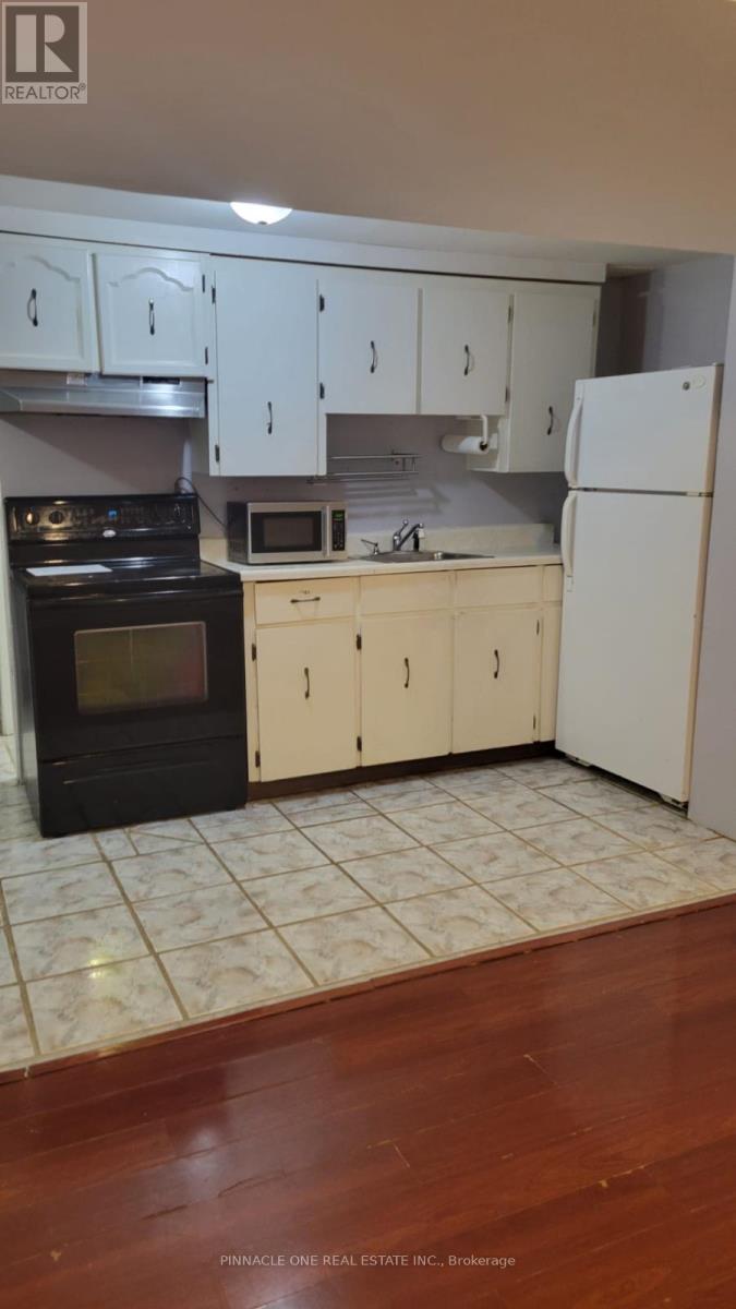 Lower - 979 Rambleberry Avenue, Pickering, Ontario  L1V 5Y6 - Photo 5 - E12474704