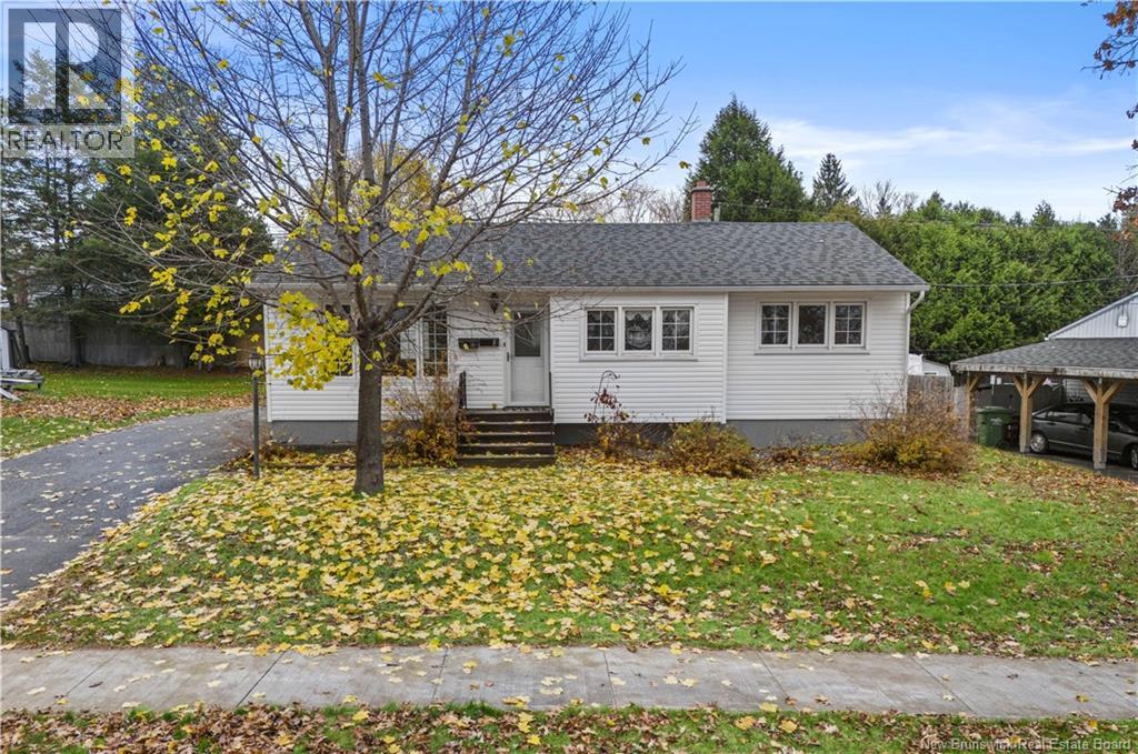 306 Cherry Avenue, Fredericton, New Brunswick  E3A 1Z5 - Photo 1 - NB129873
