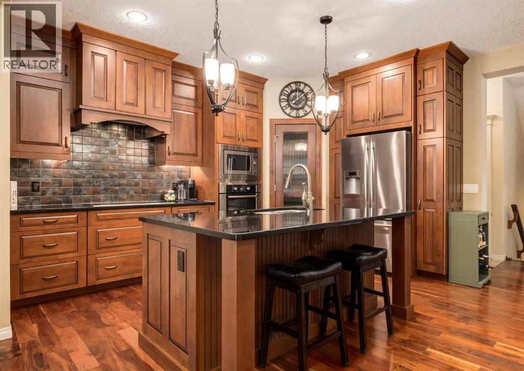 73 Cranarch Court Se, Calgary, Alberta  T3M 0S6 - Photo 3 - A2268470