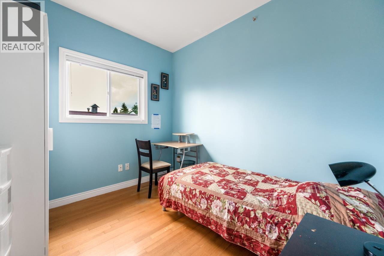 4694 Mchardy Street, Vancouver, British Columbia  V5R 4C3 - Photo 11 - R3066193