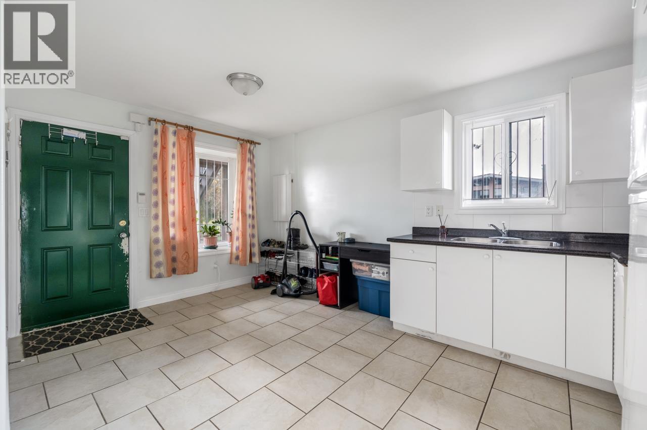 4694 Mchardy Street, Vancouver, British Columbia  V5R 4C3 - Photo 16 - R3066193