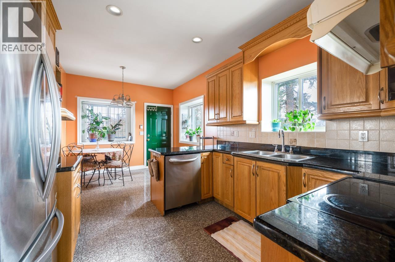 4694 Mchardy Street, Vancouver, British Columbia  V5R 4C3 - Photo 7 - R3066193