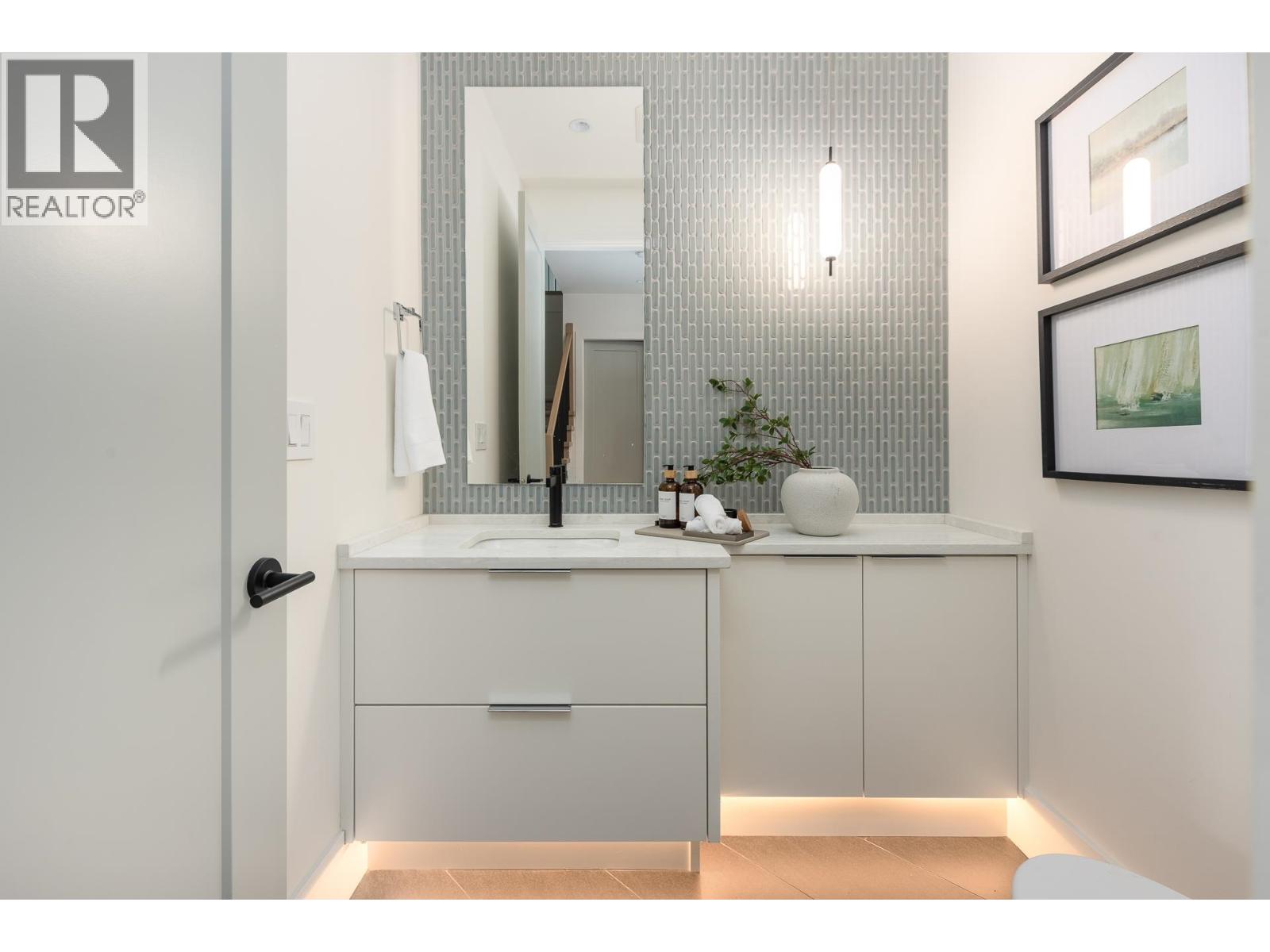 615 Nicola Avenue, Coquitlam, British Columbia  V3J 7W8 - Photo 12 - R3066209