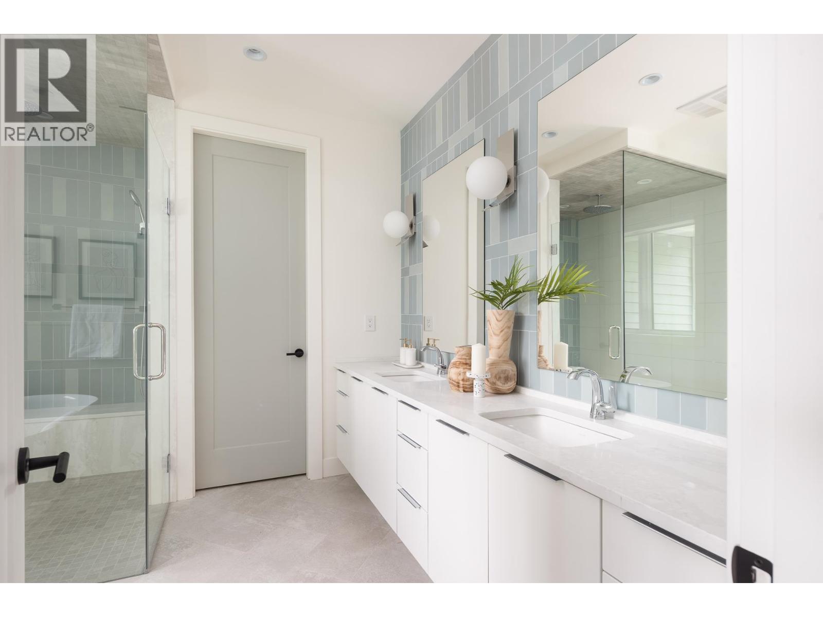 615 Nicola Avenue, Coquitlam, British Columbia  V3J 7W8 - Photo 19 - R3066209