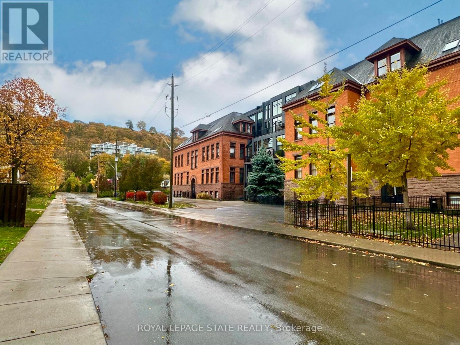 310 - 200 Stinson Street, Hamilton, Ontario  L8N 4J5 - Photo 3 - X12529860