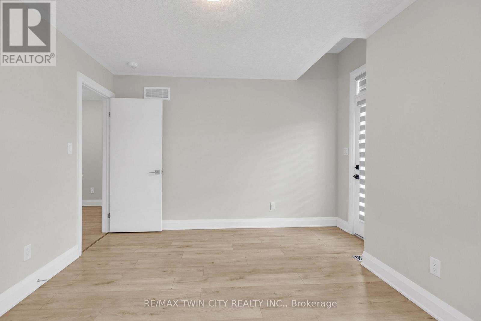 273 Woodbine Avenue, Kitchener, Ontario  N2R 0P7 - Photo 21 - X12529890