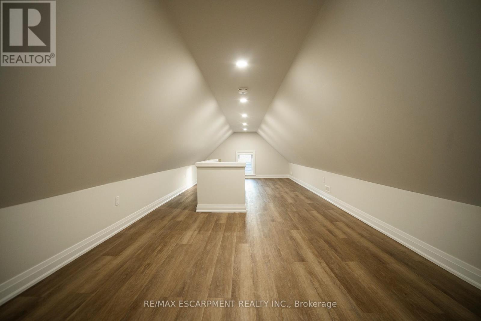 1 - 265 Robert Street, Hamilton, Ontario  L8L 2R5 - Photo 13 - X12529902