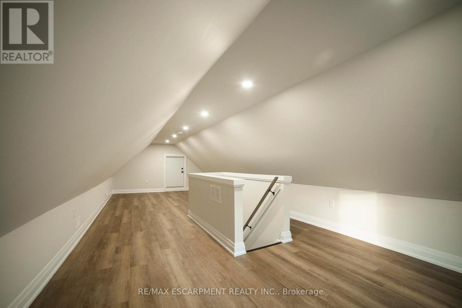 1 - 265 Robert Street, Hamilton, Ontario  L8L 2R5 - Photo 14 - X12529902