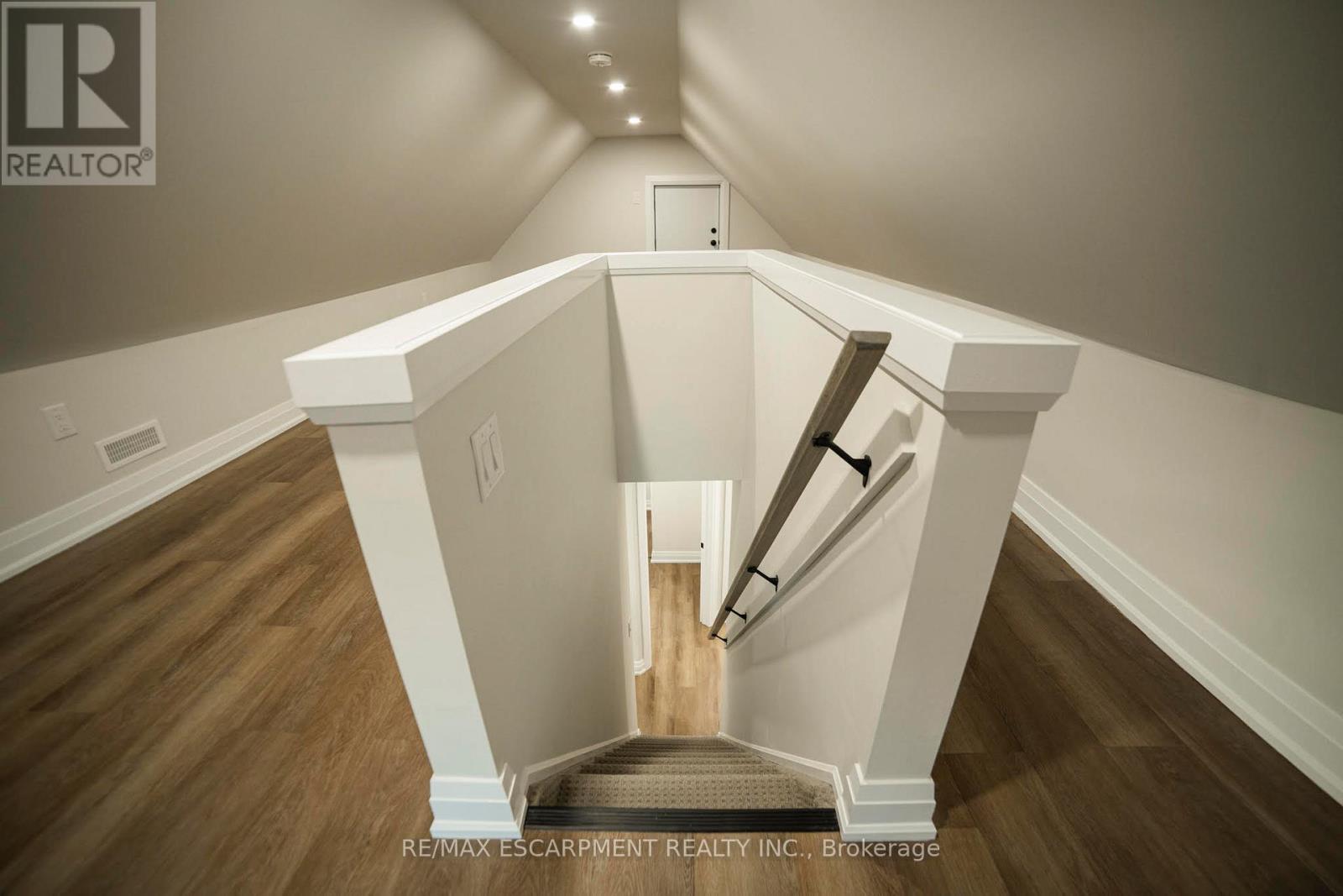 1 - 265 Robert Street, Hamilton, Ontario  L8L 2R5 - Photo 15 - X12529902