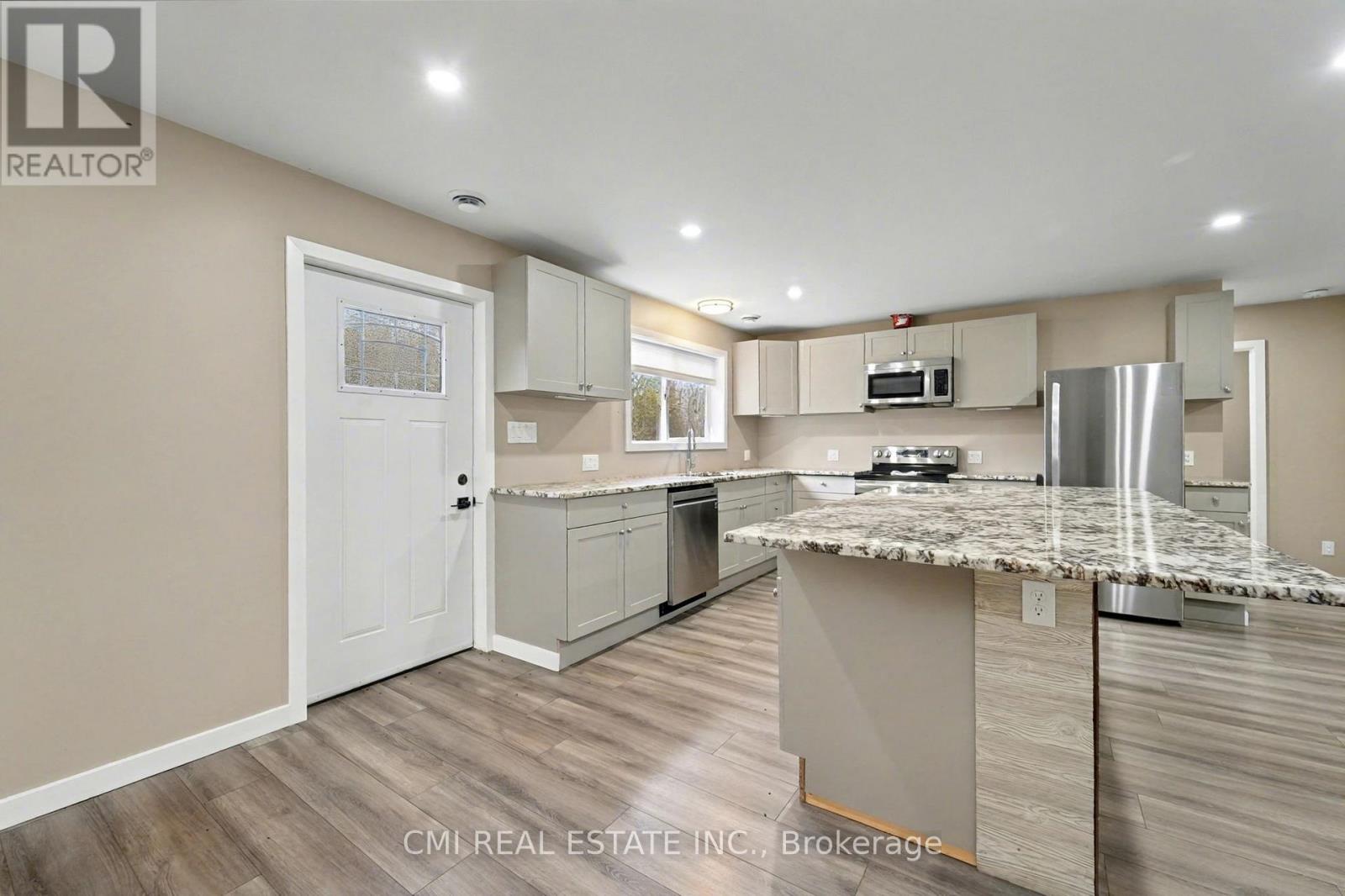 16595 Willy Allan Road, South Stormont, Ontario  K0C 1R0 - Photo 10 - X12529908