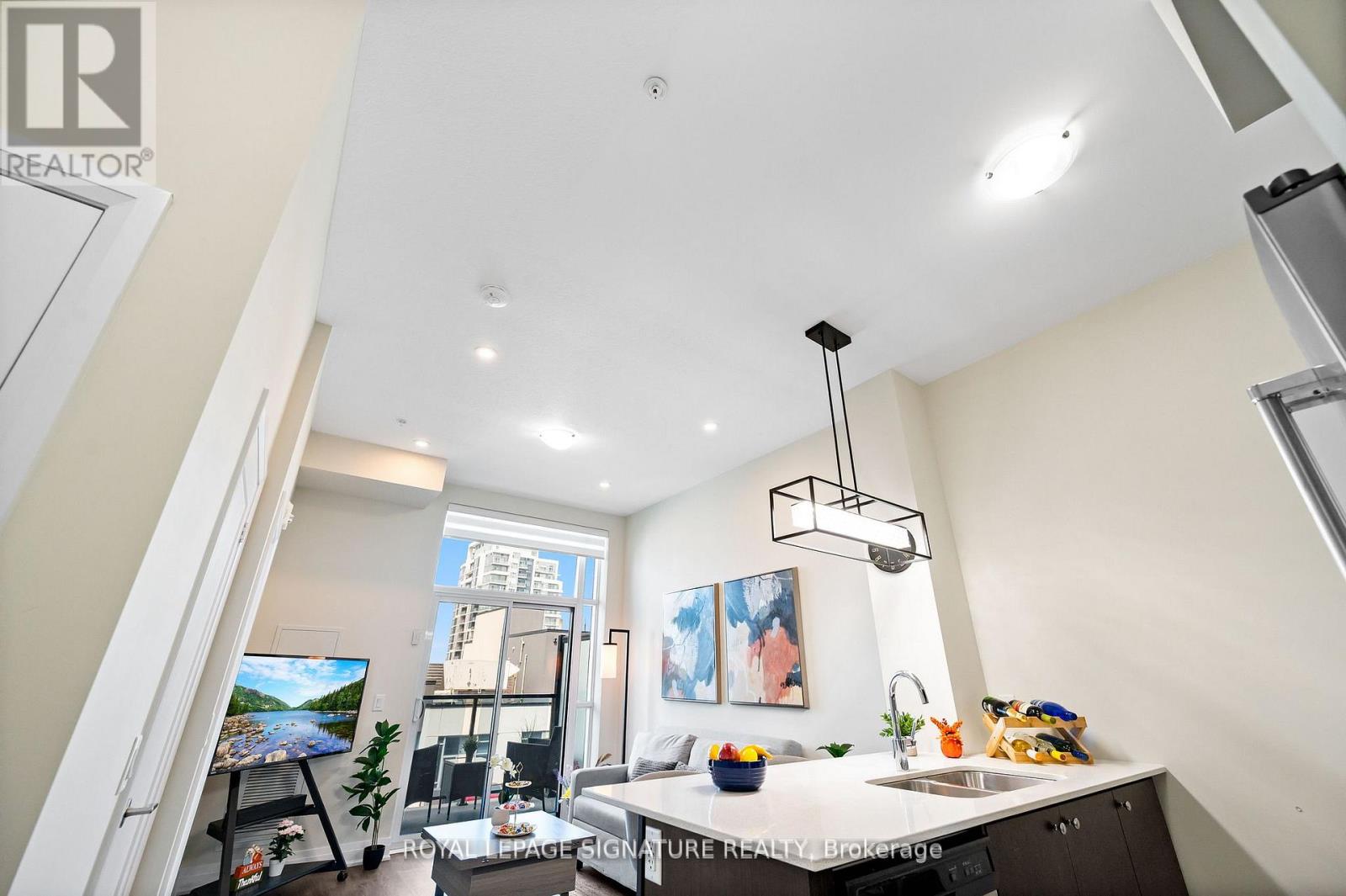 629 - 16 Concord Place, Grimsby, Ontario  L3M 0J1 - Photo 13 - X12529956