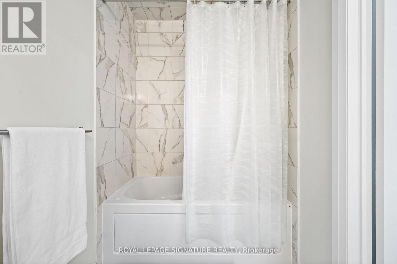 629 - 16 Concord Place, Grimsby, Ontario  L3M 0J1 - Photo 33 - X12529956