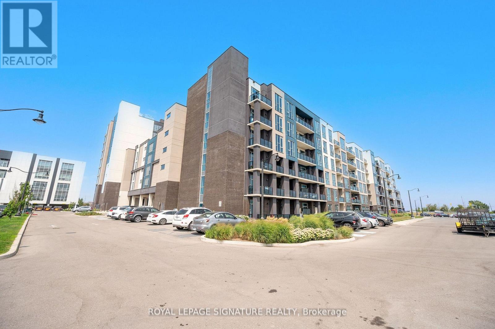 629 - 16 Concord Place, Grimsby, Ontario  L3M 0J1 - Photo 4 - X12529956