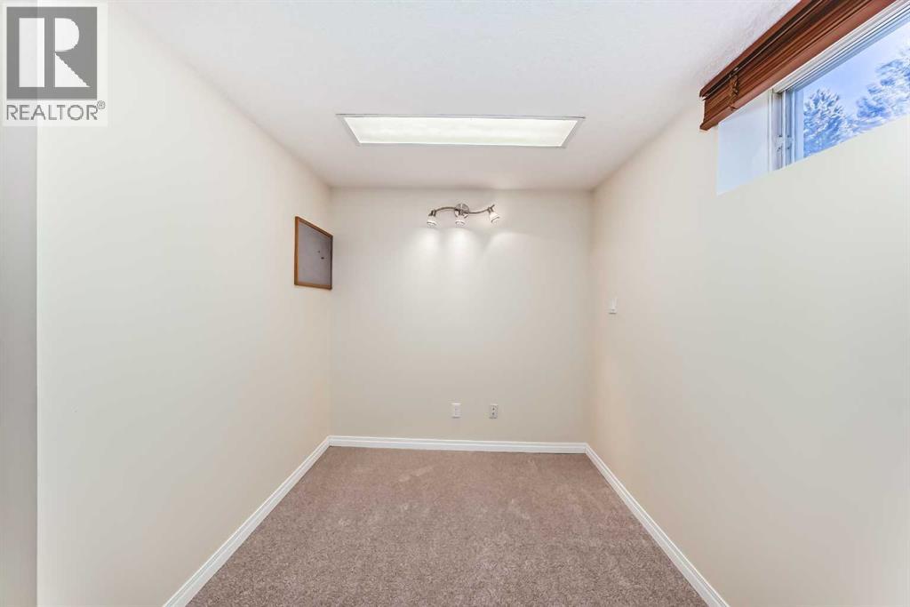 6623 Lakeview Drive Sw, Calgary, Alberta  T3E 5T2 - Photo 27 - A2269409