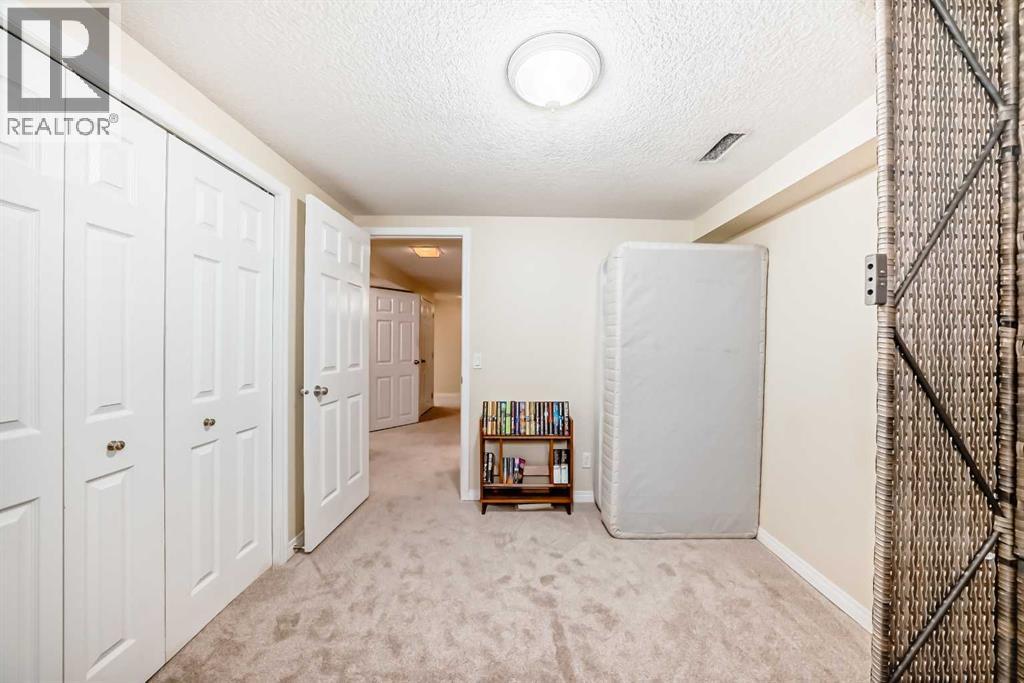 6623 Lakeview Drive Sw, Calgary, Alberta  T3E 5T2 - Photo 33 - A2269409