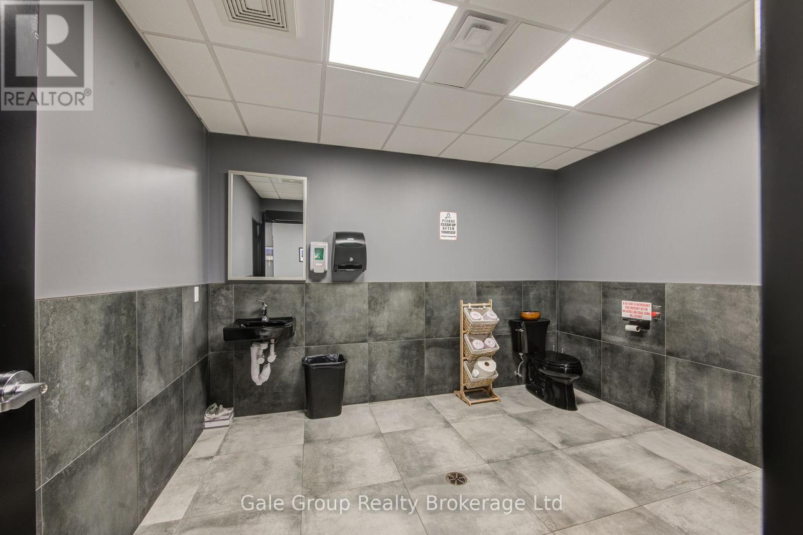 55 Progress Drive E, Aylmer, Ontario  N5H 0B4 - Photo 38 - X12527978