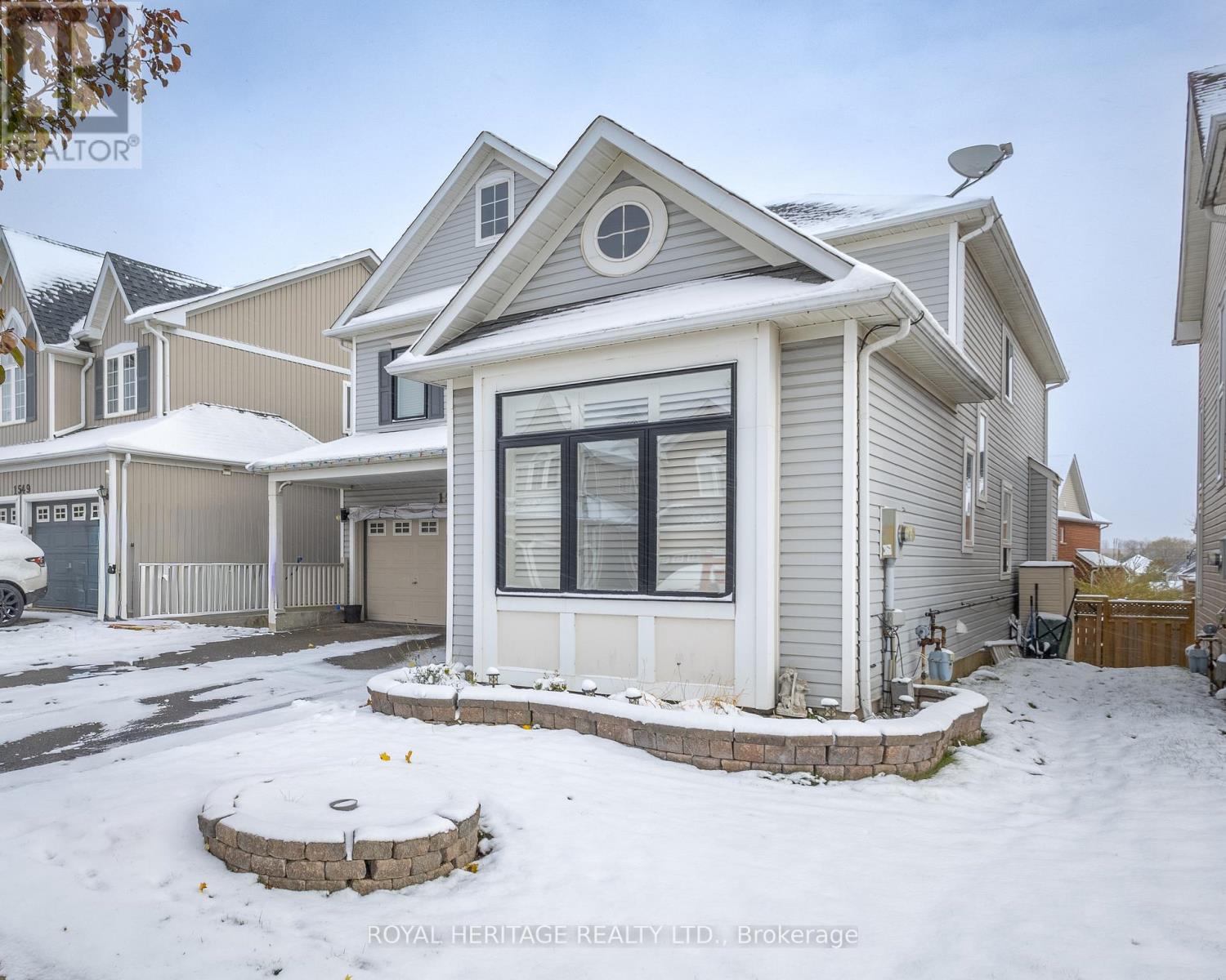 1545 Arborwood Drive, Oshawa, Ontario  L1K 2Y5 - Photo 3 - E12529954