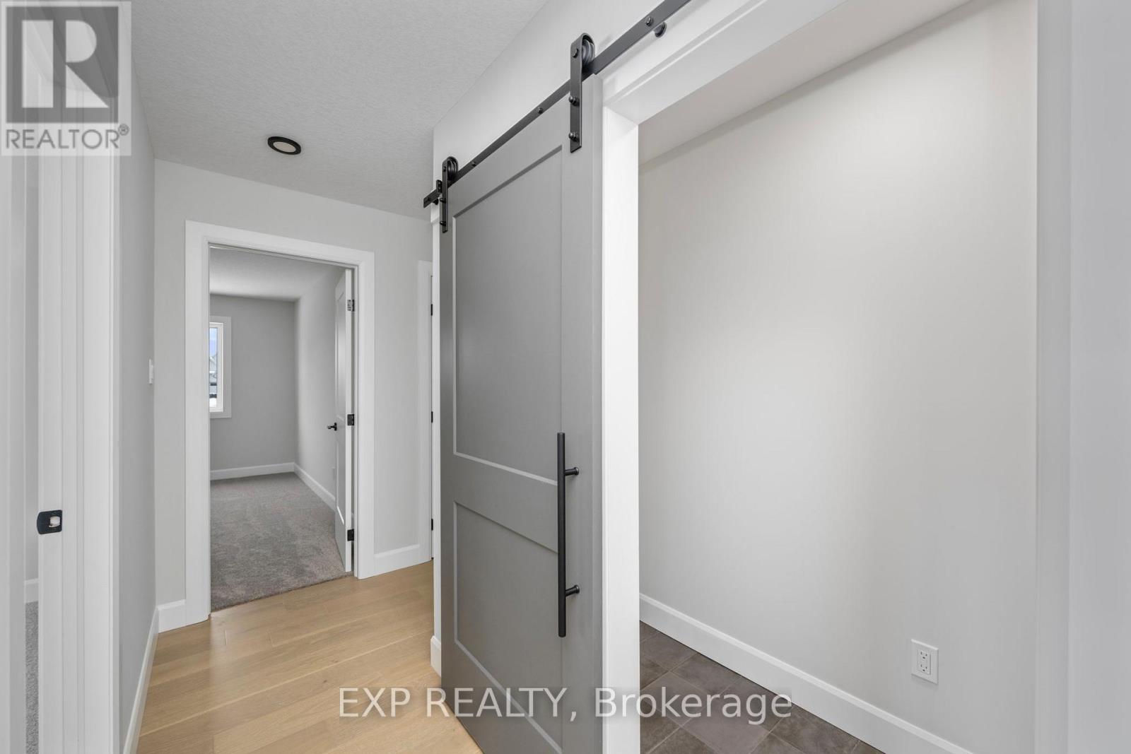 2060 Wickerson Road, London South, Ontario  N6K 5C4 - Photo 15 - X12405711