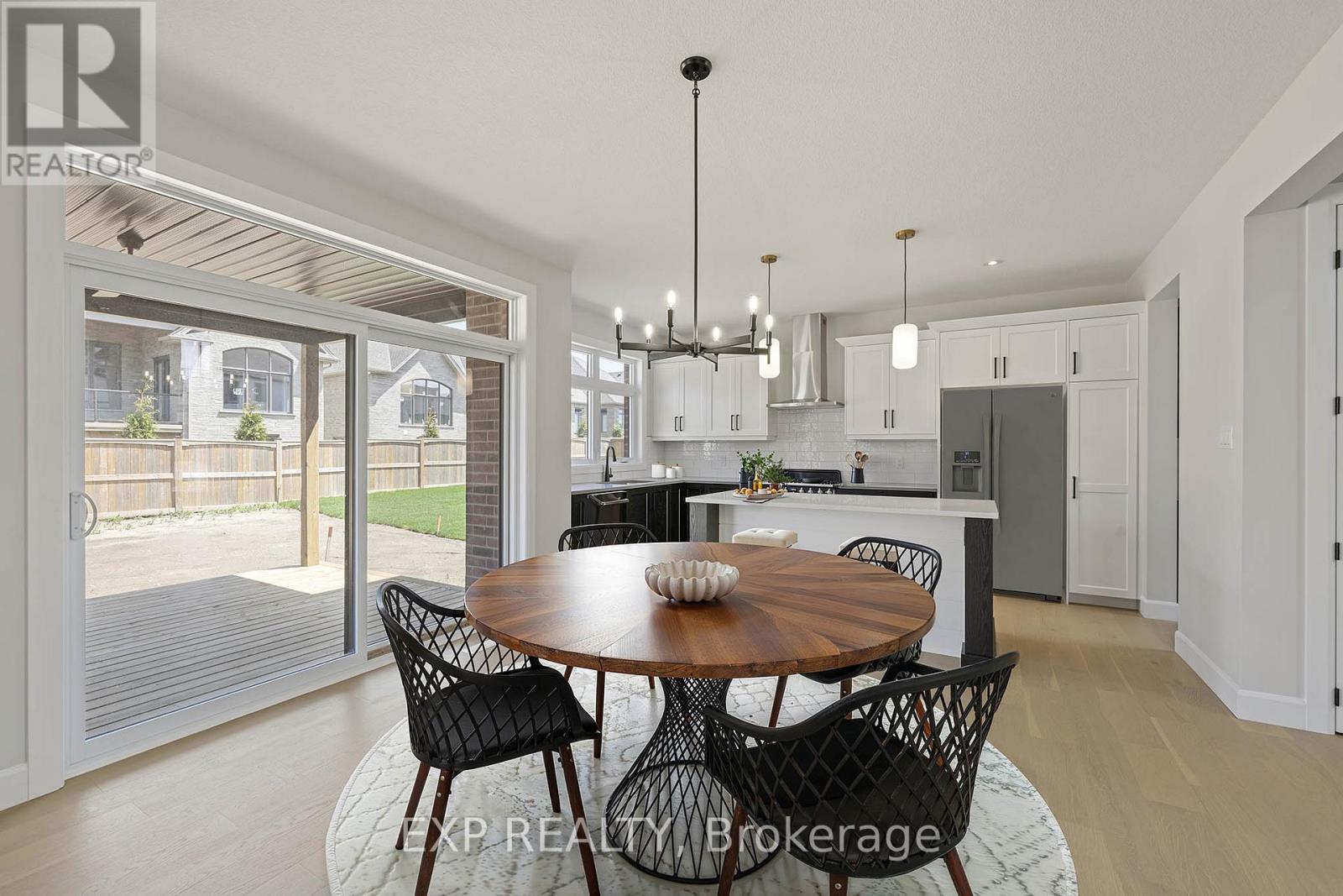 2060 Wickerson Road, London South, Ontario  N6K 5C4 - Photo 43 - X12405711