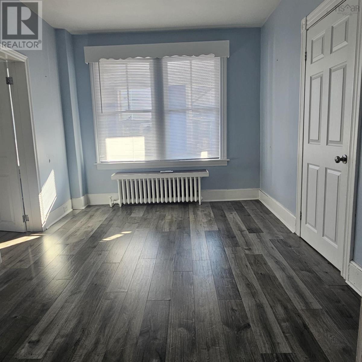 29 Wesley Street, Whitney Pier, Nova Scotia  B1N 2M5 - Photo 11 - 202527668