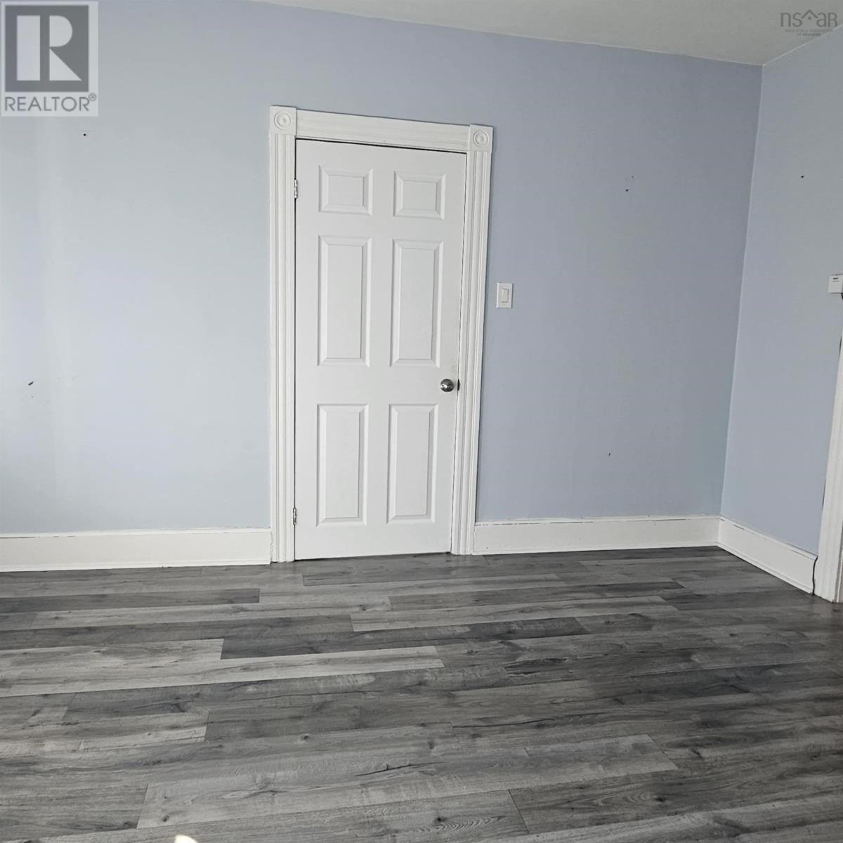 29 Wesley Street, Whitney Pier, Nova Scotia  B1N 2M5 - Photo 9 - 202527668