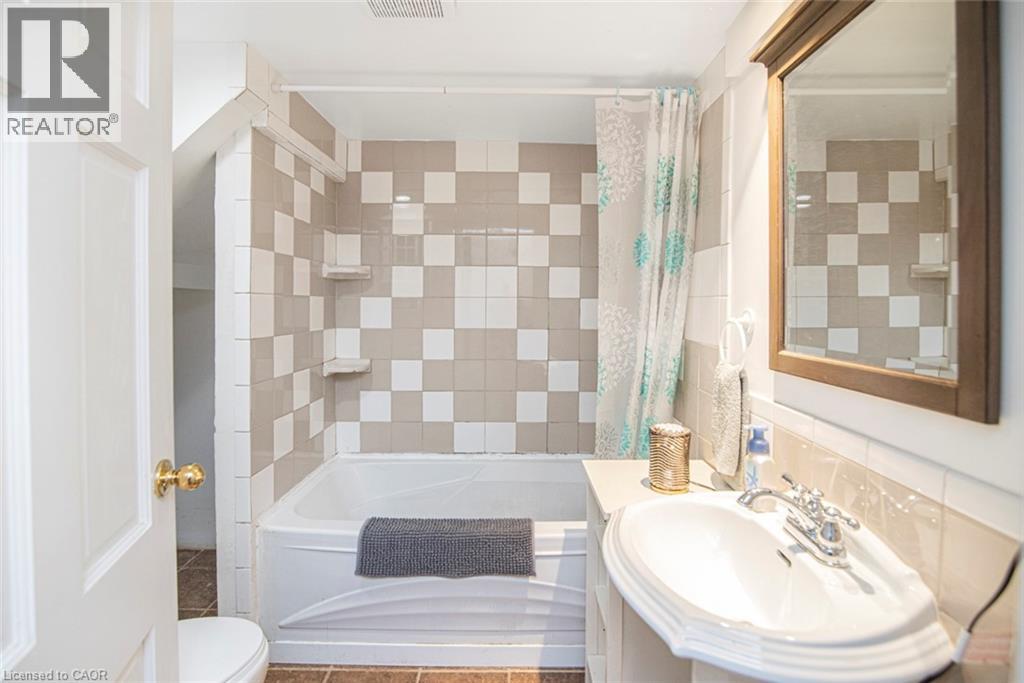 22 Mahony Avenue, Hamilton, Ontario  L8H 3C4 - Photo 23 - 40785865