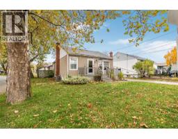22 MAHONY Avenue, Hamilton, Ontario