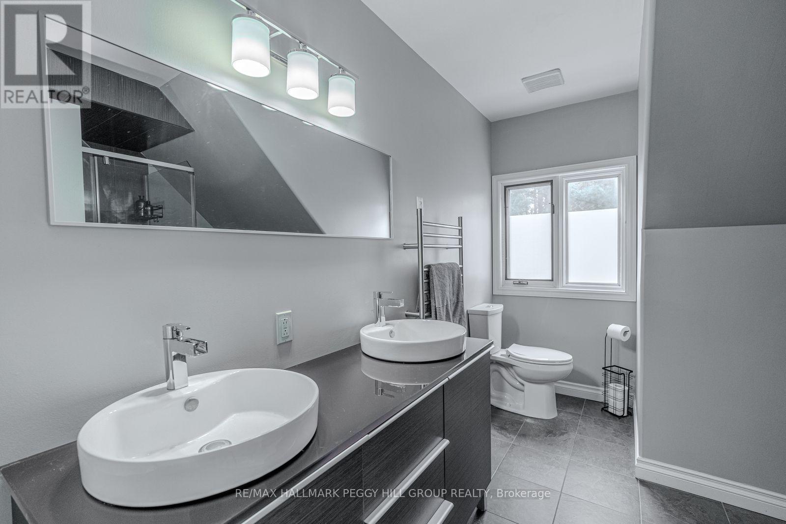 24 Willow Bay Drive, Springwater, Ontario  L9X 0R2 - Photo 14 - S12473384