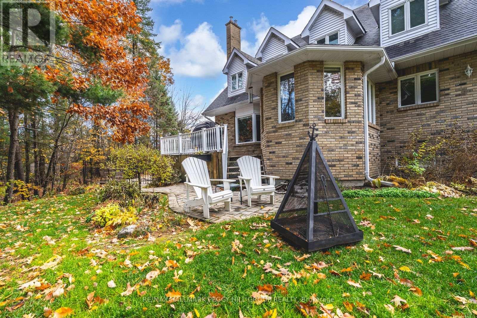 24 Willow Bay Drive, Springwater, Ontario  L9X 0R2 - Photo 23 - S12473384