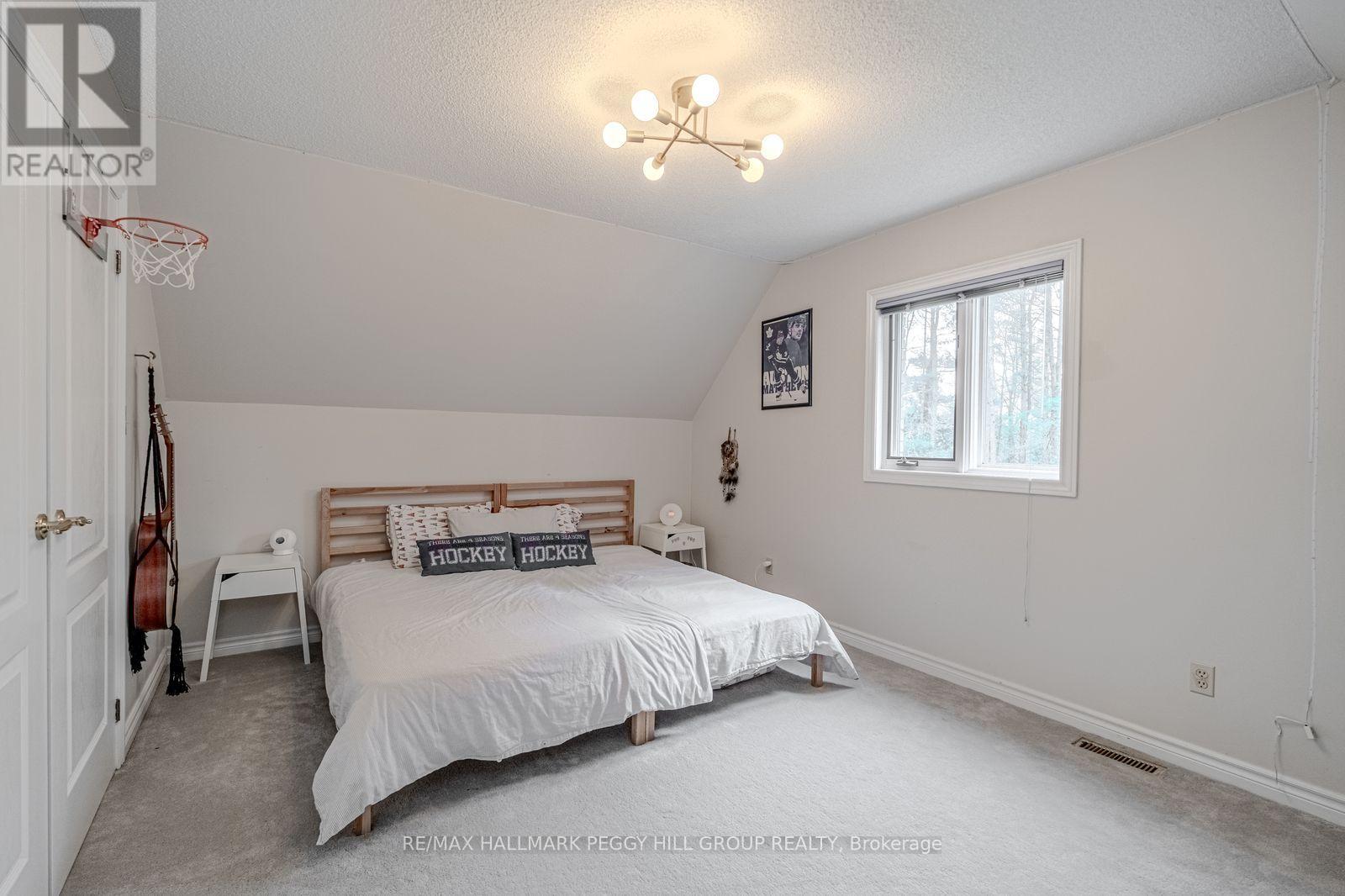 24 Willow Bay Drive, Springwater, Ontario  L9X 0R2 - Photo 18 - S12473384