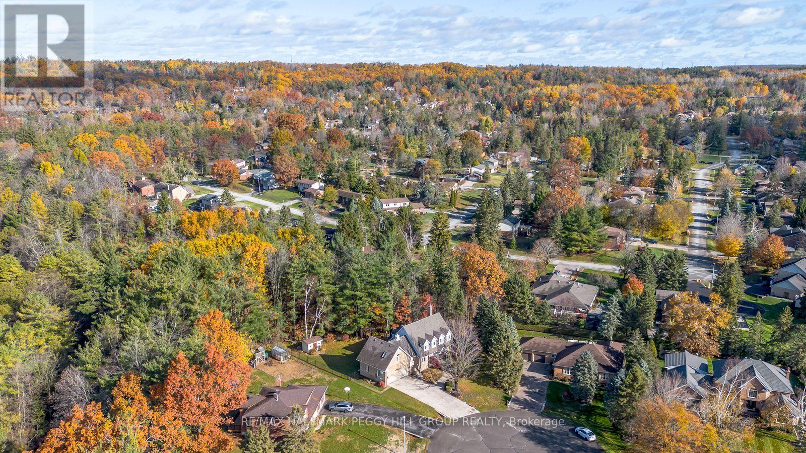 24 Willow Bay Drive, Springwater, Ontario  L9X 0R2 - Photo 3 - S12473384