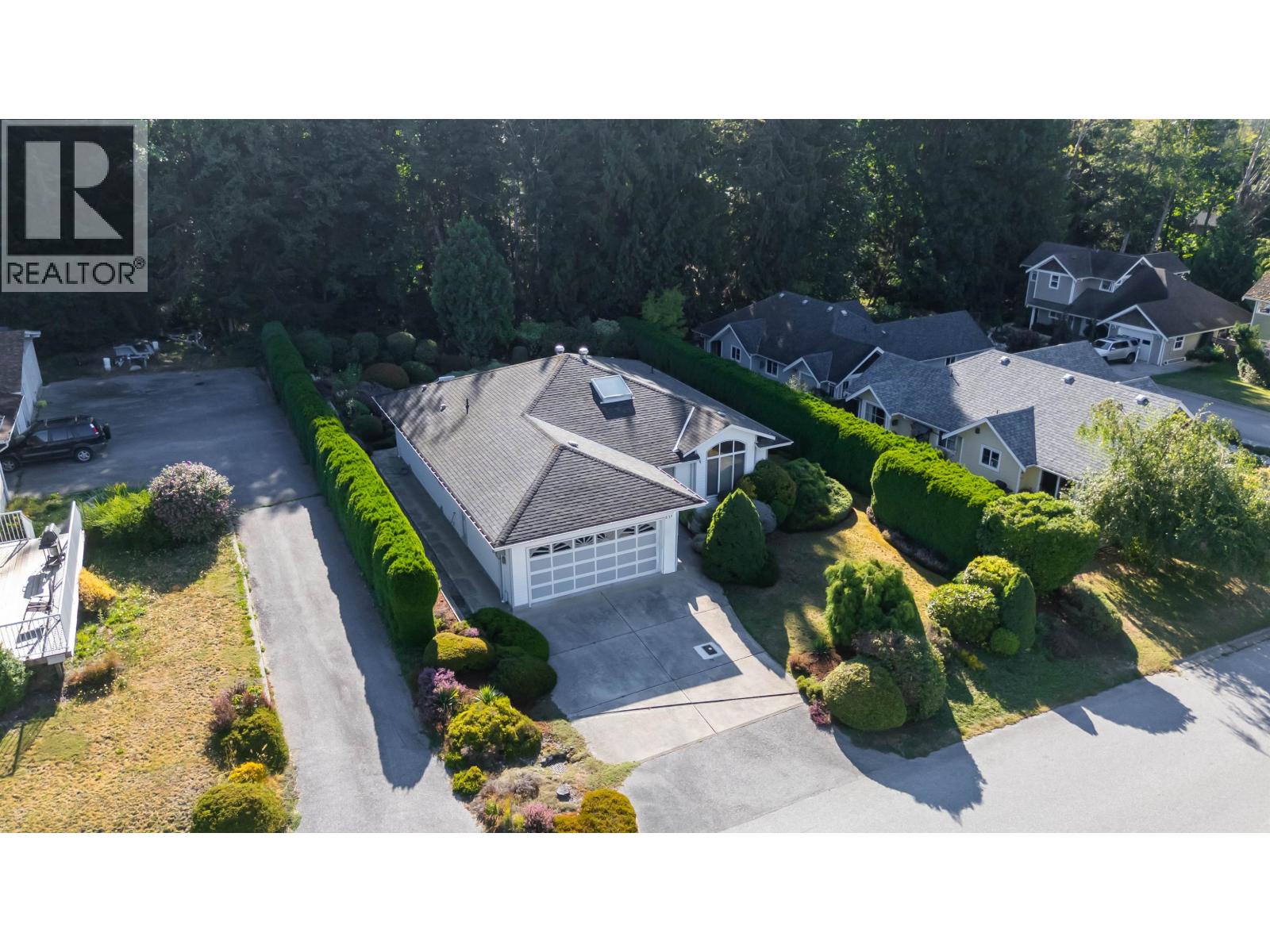 6114 S Gale Avenue, Sechelt, British Columbia  V7Z 0P9 - Photo 36 - R3065798