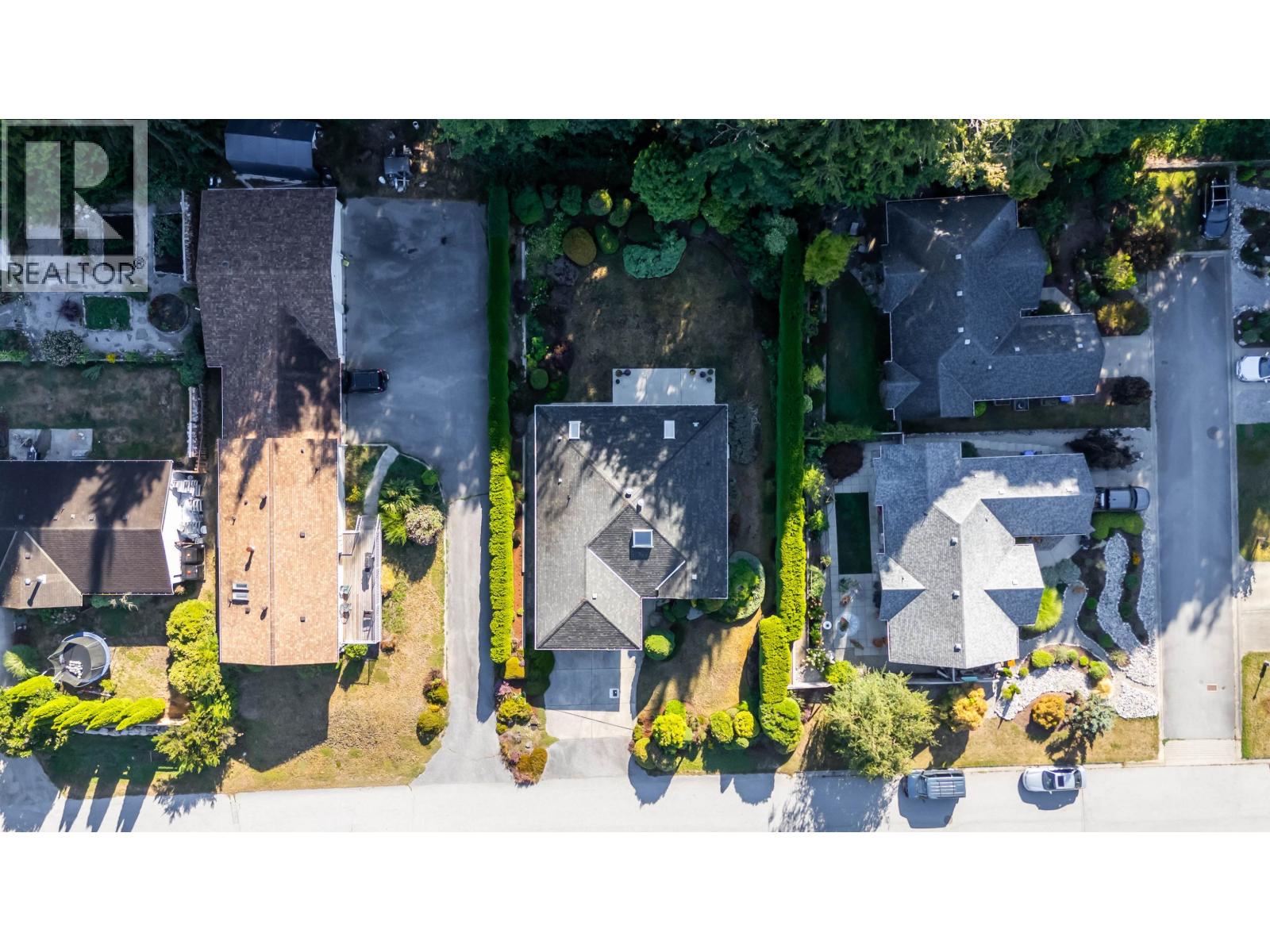 6114 S Gale Avenue, Sechelt, British Columbia  V7Z 0P9 - Photo 35 - R3065798