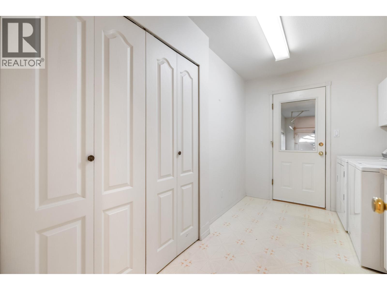 6114 S Gale Avenue, Sechelt, British Columbia  V7Z 0P9 - Photo 32 - R3065798